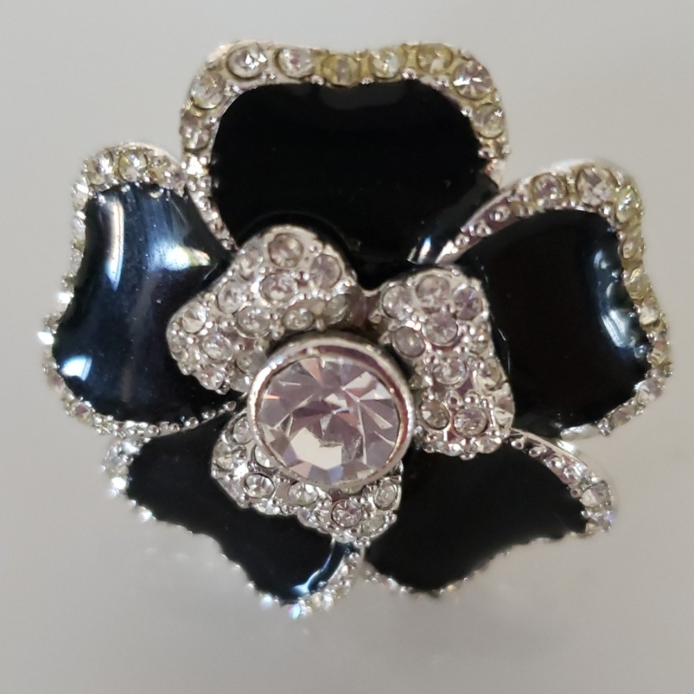 Large Flower Sparkling Statement Ring - image 6